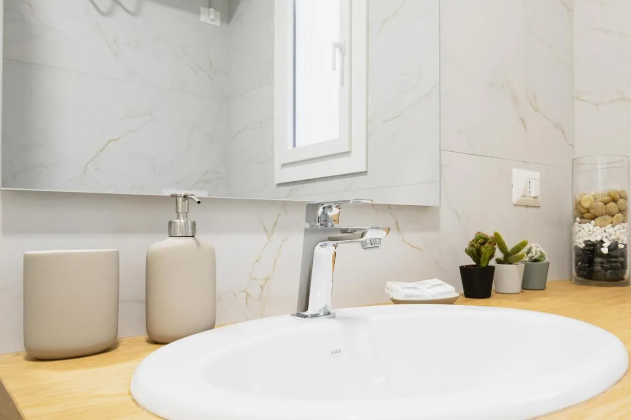 Appartamento Easylife - Oasi Chic Pochi Passi Dai Navigli Milano