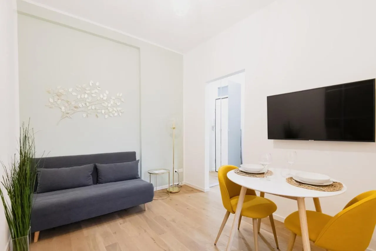 Appartamento Easylife - Oasi Chic Pochi Passi Dai Navigli Milano 0*,